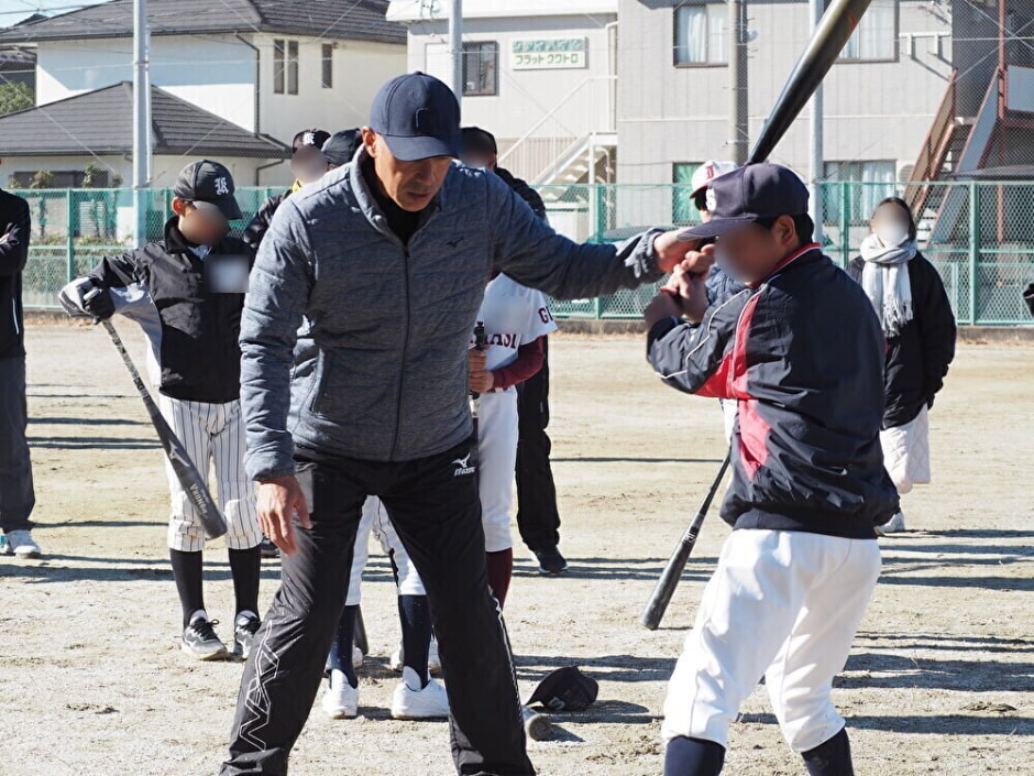 岐阜市立精華中学校|特別講演-実技指導風景1