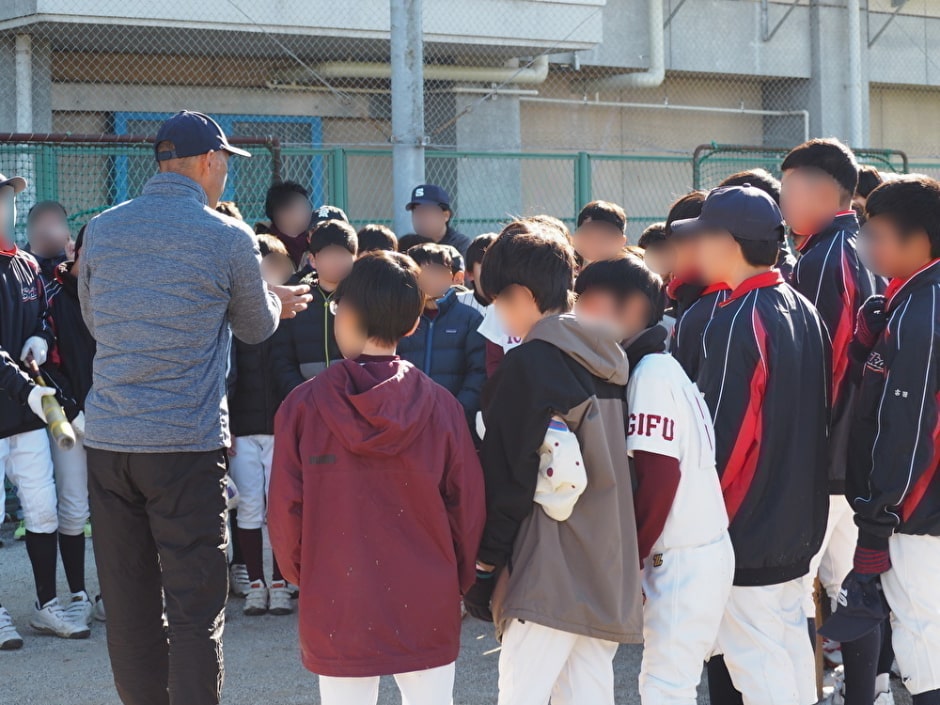 岐阜市立精華中学校|特別講演-実技指導風景3